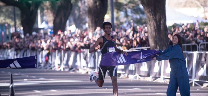 Yomif Kejelcha Atomsa (Foto: Jaime Olivos)